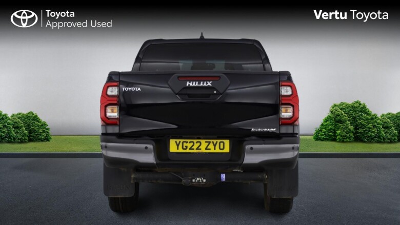 Toyota Hilux Diesel Invincible X D/Cab Pick Up 2.8 D-4D Auto
